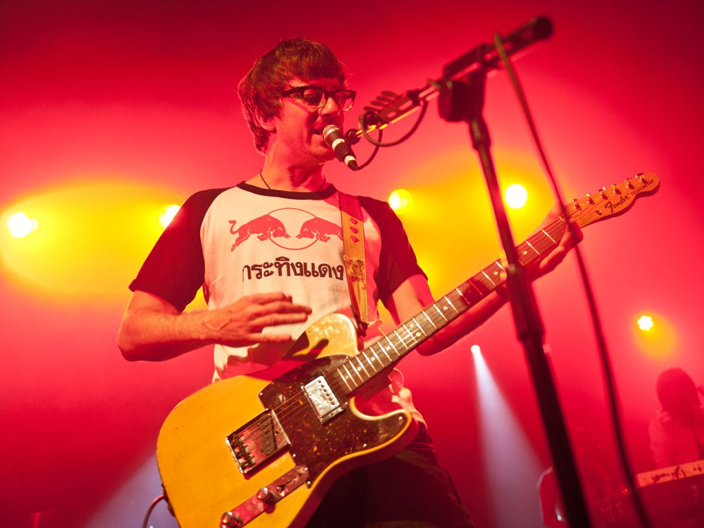 Graham Coxon Guitar Setup and Rig Rundown